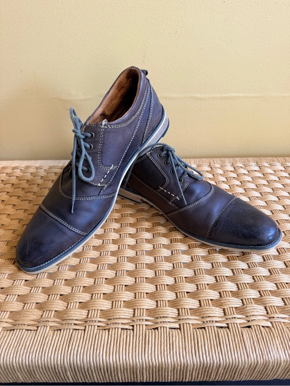 Steve Madden Dark Brown Leather Lace-Up Oxford